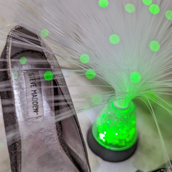 Steve Madden size 7 glittered stiletto with 6inch heel - Picture 4 of 7